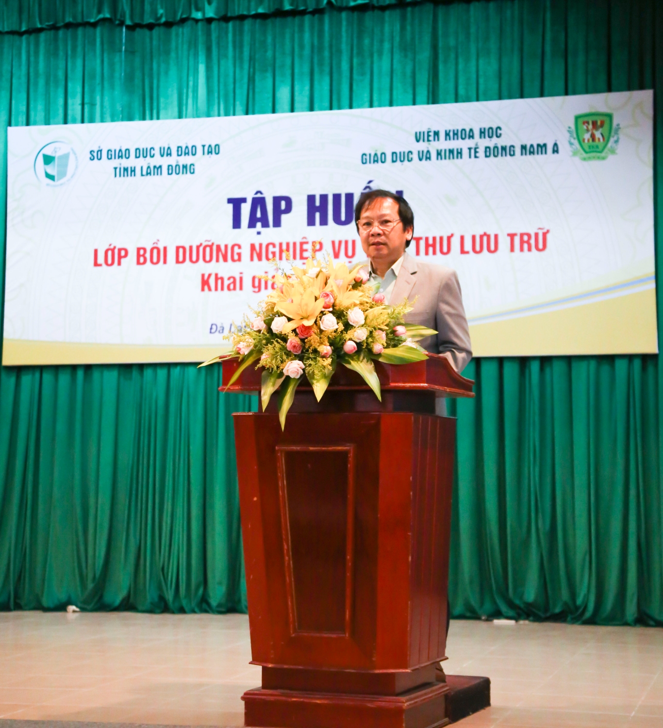Sở GDĐT tỉnh Lâm Đồng tổ chức bồi dưỡng nghiệp vụ văn thư lưu trữ