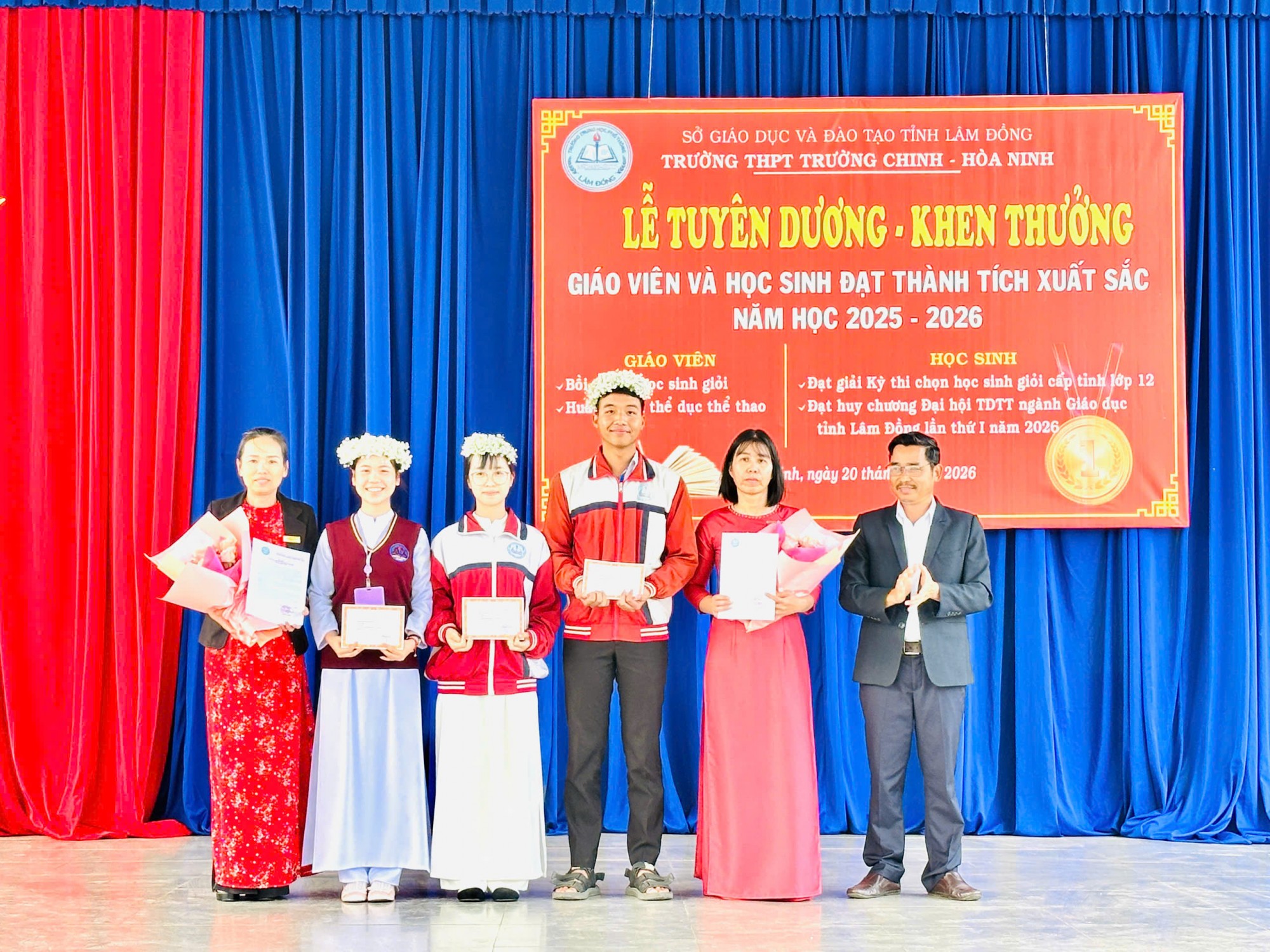 z7743439594827 704ef1babae9fd268152ca4c285e0d6b